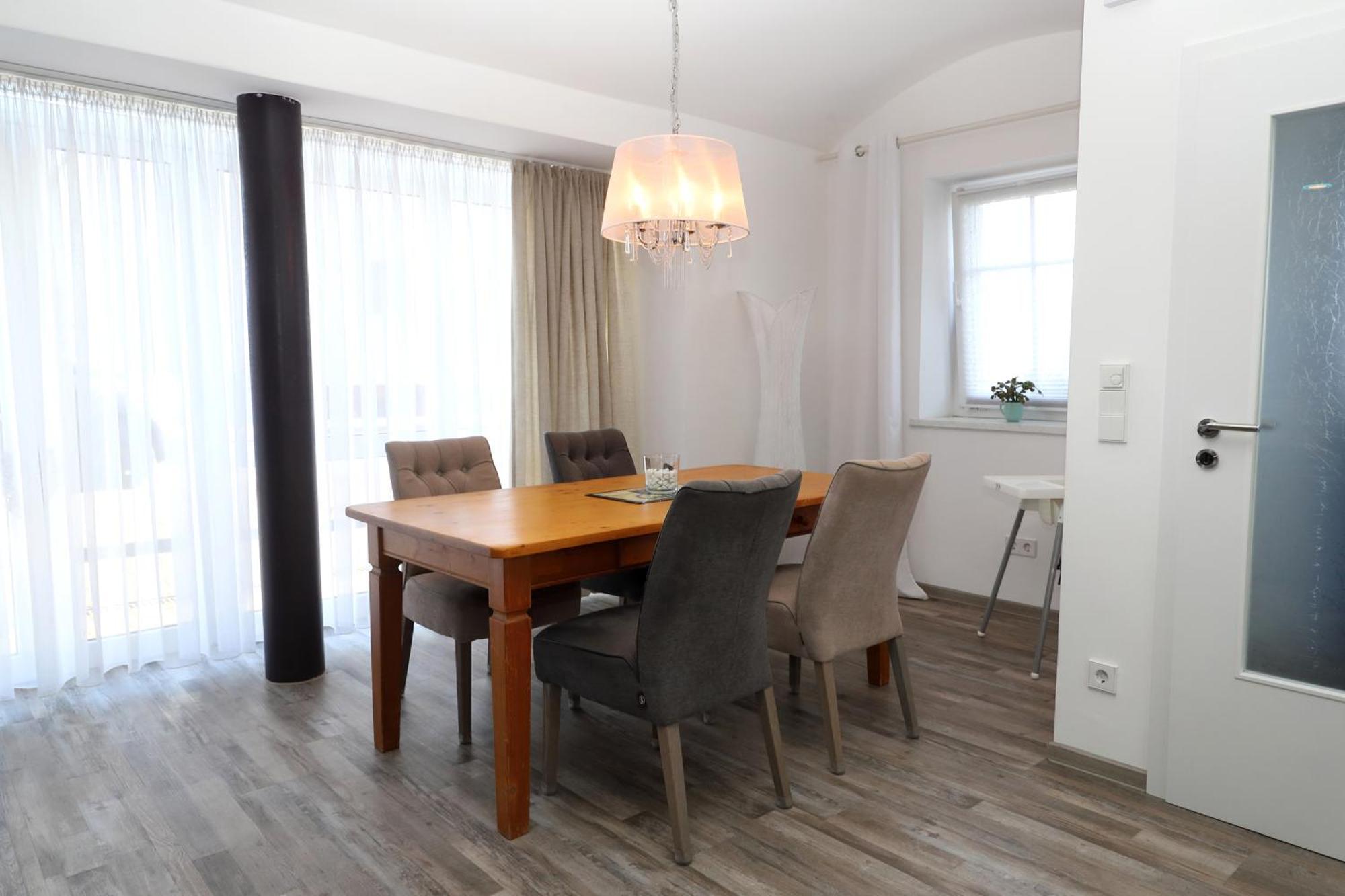 Gut Kuhfs Apartment *